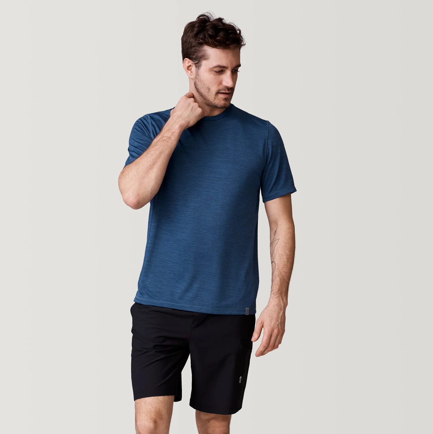 Men's Tech Jacquard Short Sleeve Crew Neck 2 Men's Tech Jacquard Short Sleeve Crew Neck - Image 2