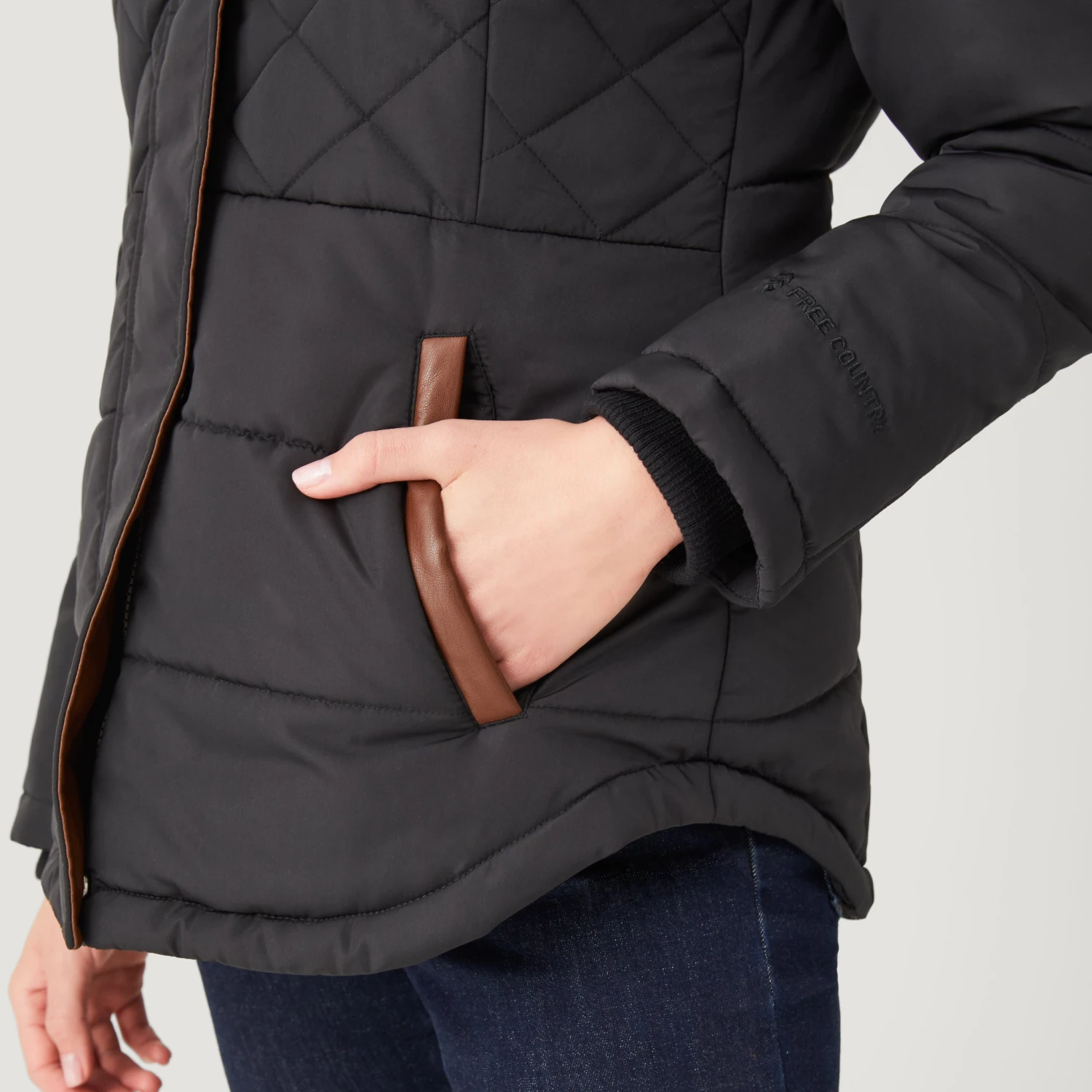 Women's Stratus Lite Canyon Jacket 3 Women's Stratus Lite Canyon Jacket - Image 3