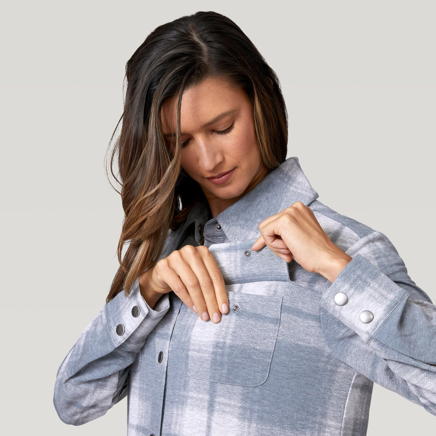 Women's Luxe+ Sherpa Lined Shirt Jacket 4 Women's Luxe+ Sherpa Lined Shirt Jacket - Image 4