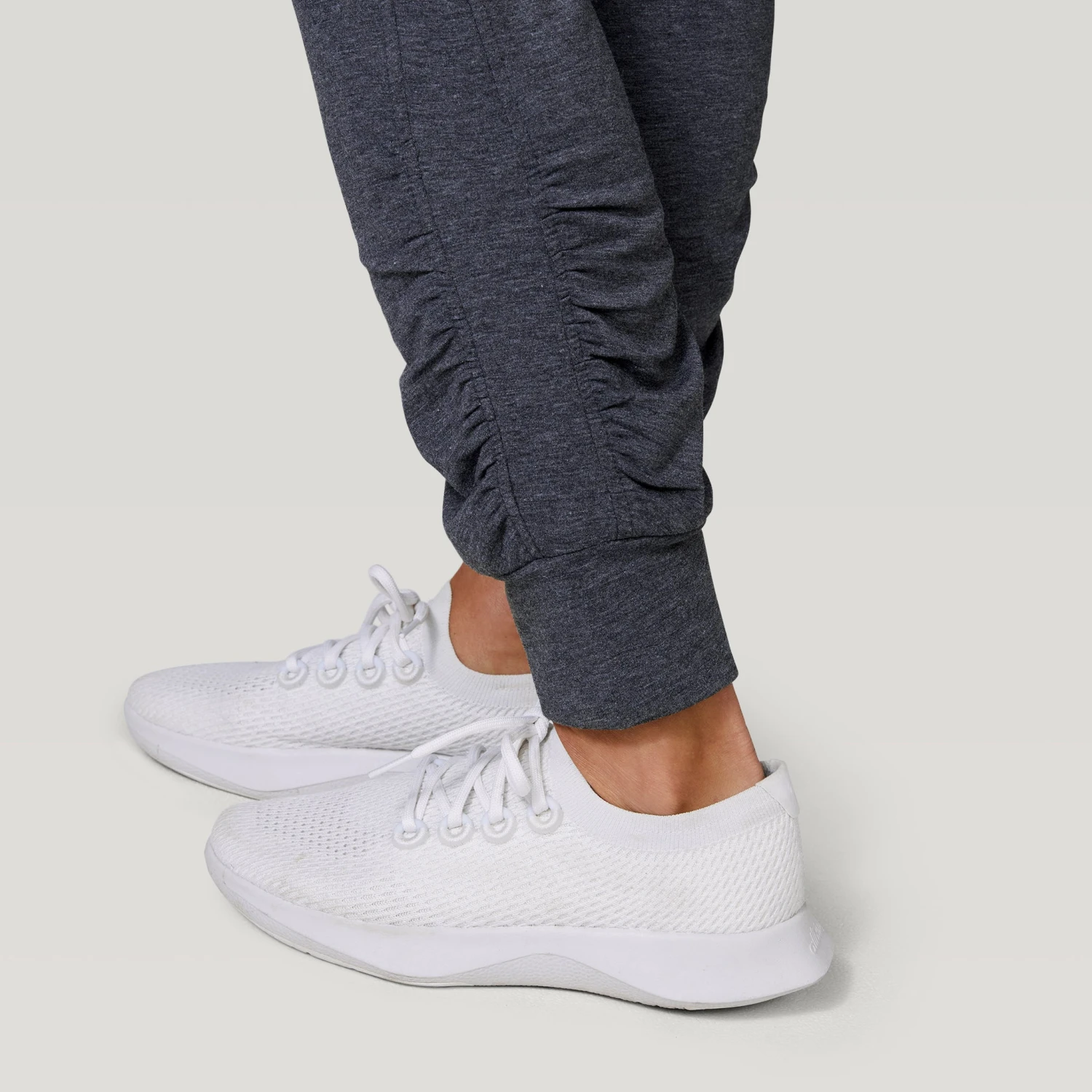 Women's Luxe Fleece Ruched Jogger 4 Women's Luxe Fleece Ruched Jogger - Image 4