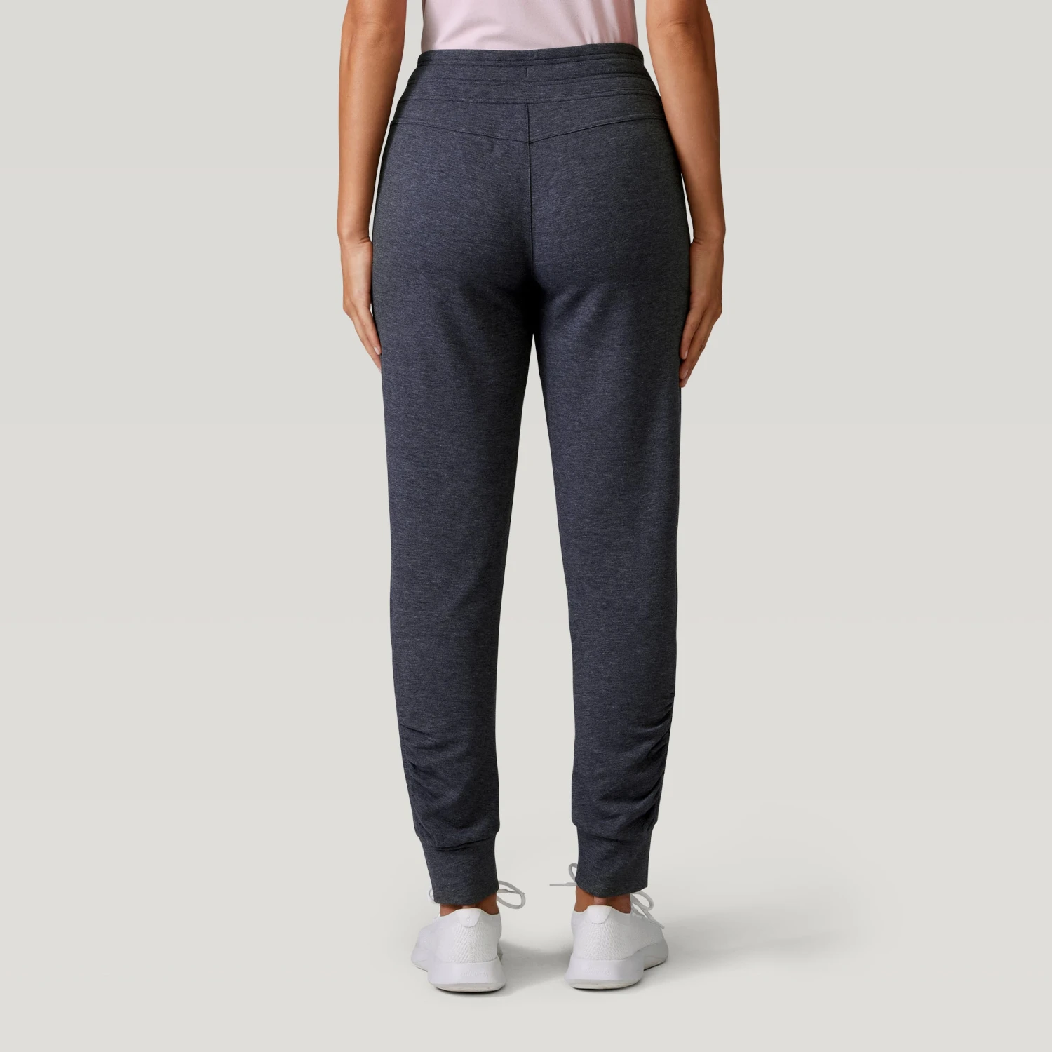 Women's Luxe Fleece Ruched Jogger 5 Women's Luxe Fleece Ruched Jogger - Image 5