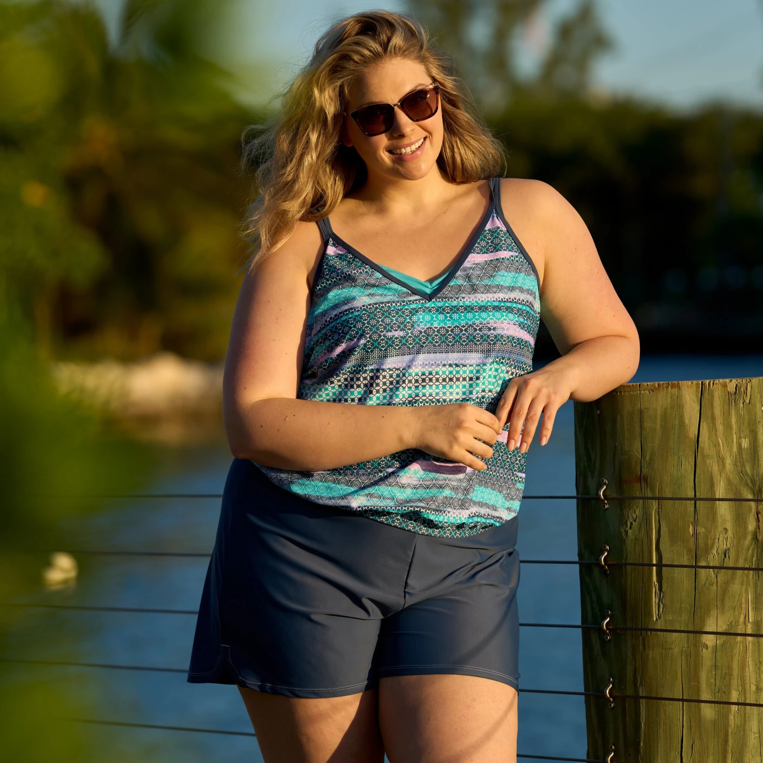 Women's Plus Size Summer Haze V-Neck Blouson Tankini Top 4 Women's Plus Size Summer Haze V-Neck Blouson Tankini Top - Image 4