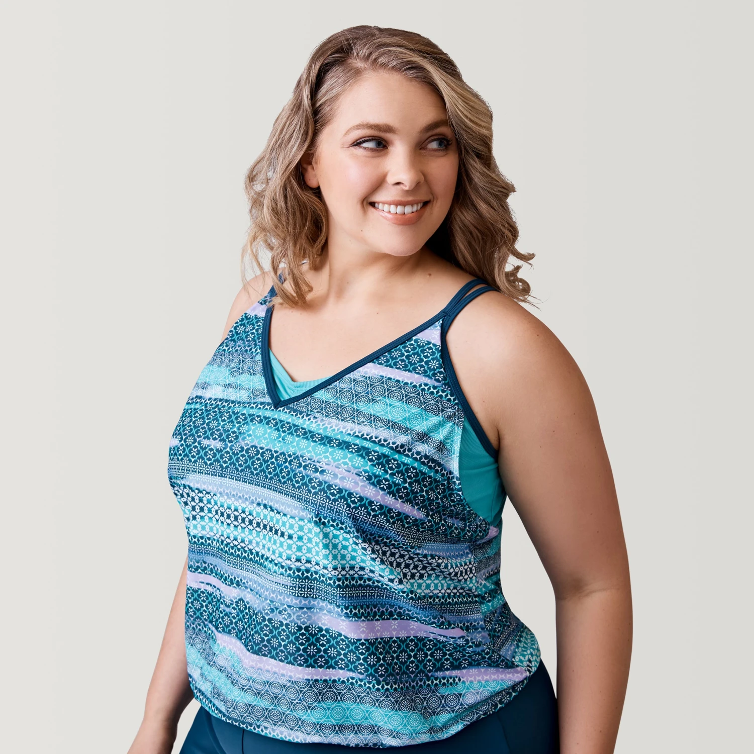 Women's Plus Size Summer Haze V-Neck Blouson Tankini Top 2 Women's Plus Size Summer Haze V-Neck Blouson Tankini Top - Image 2